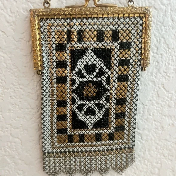 Rare Vintage Whiting and Davis “Elsah” Metal Mesh Evening Bag - Picture 6 of 8